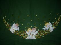 Ivaver - Holly angel tree skirt